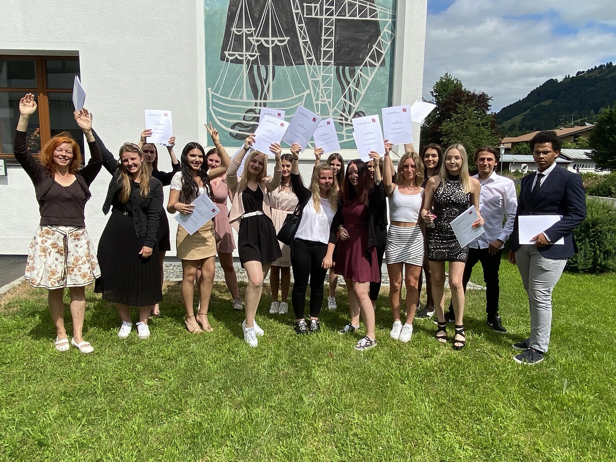 Abschlussklasse 3c 2020/21 Abschlussklasse 3c 2020/21