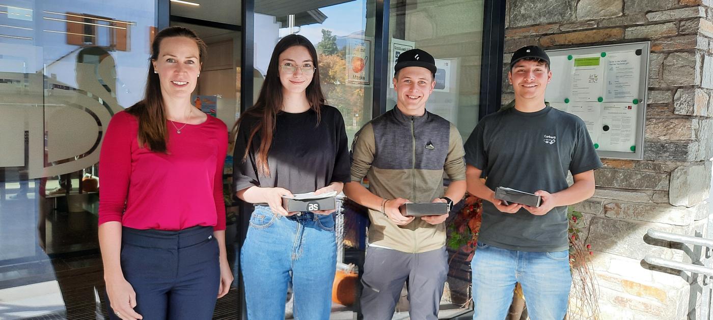 Schulsprecherin mit ihren Stellvertretern 1