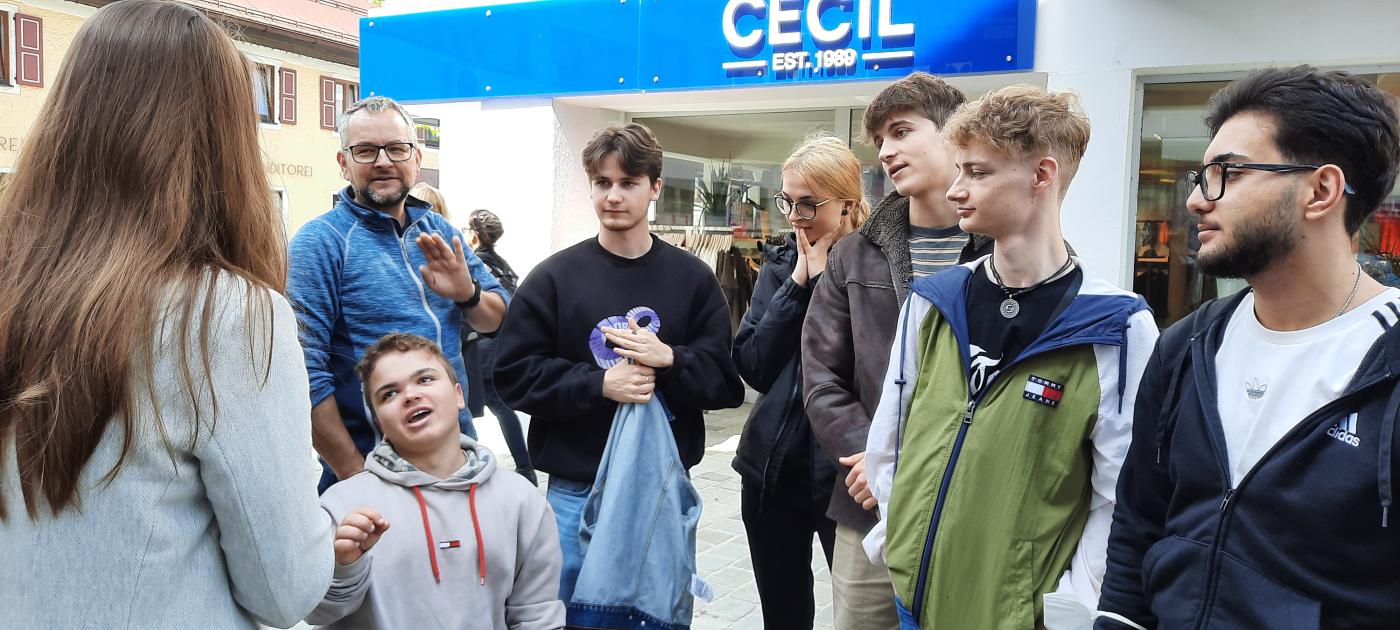 Warten auf Barbara Thaler