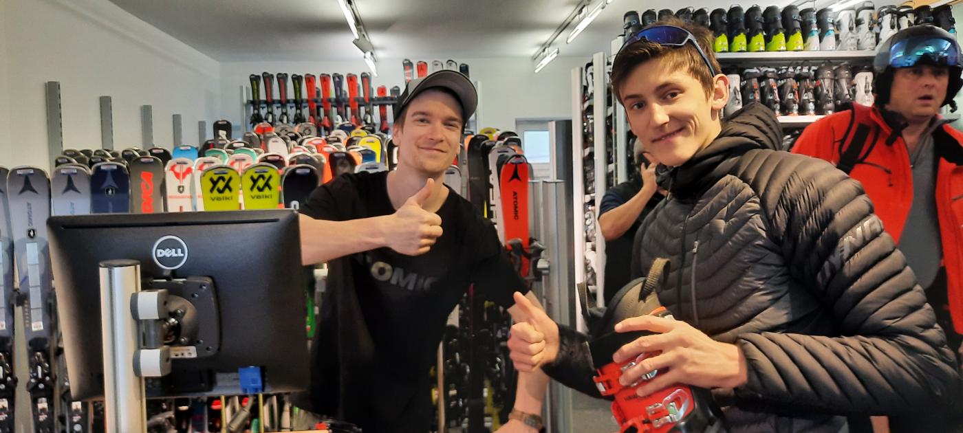 Ausleihen der Ski und Schischuhe bei Intersport Kitzsport Pepi