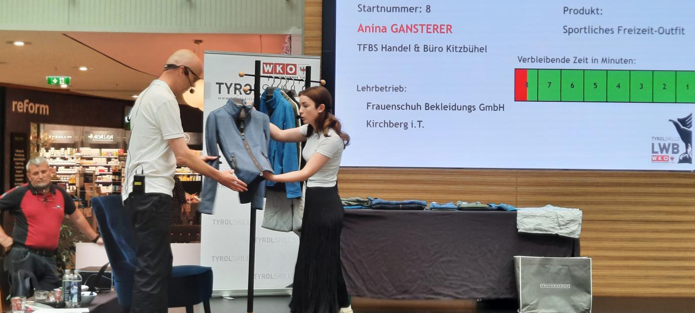 Anina beim Verkauf Anina beim Verkauf