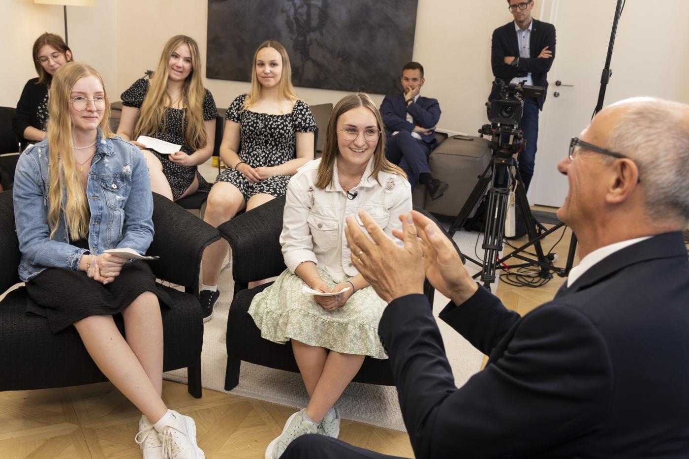 Während des Interviews Während des Interviews