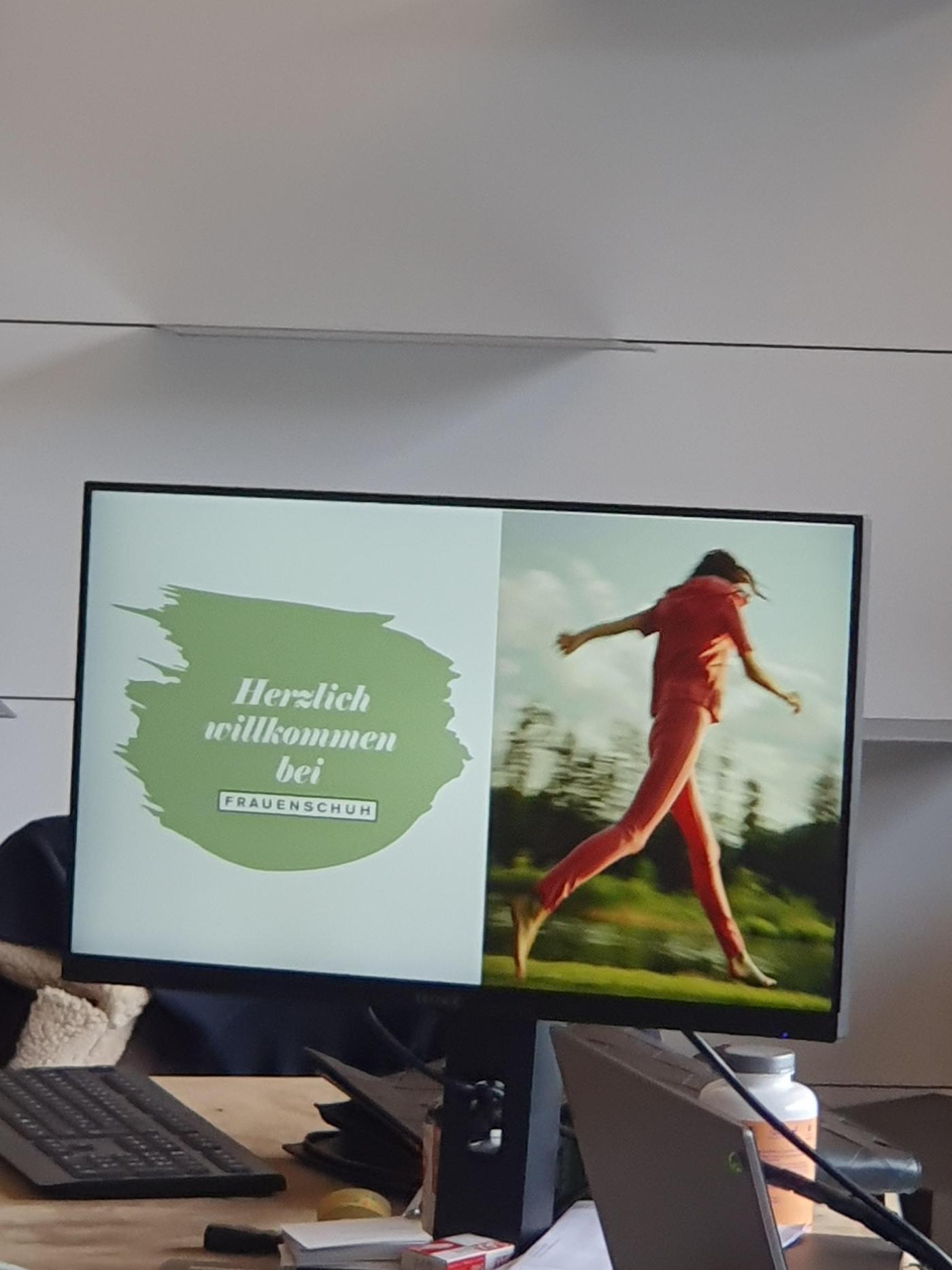 Besuch bei Frauenschuh mit der 1cEH Besuch bei Frauenschuh mit der 1cEH