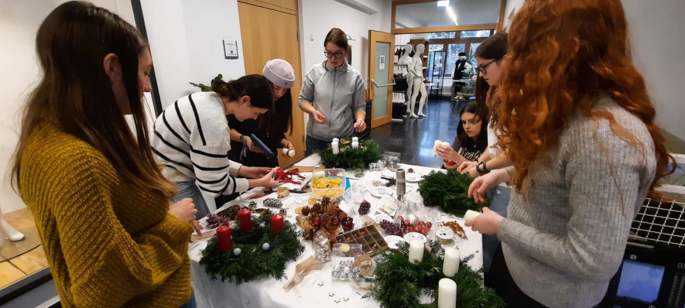Adventmarkt an der TFBS-Kitzbühel