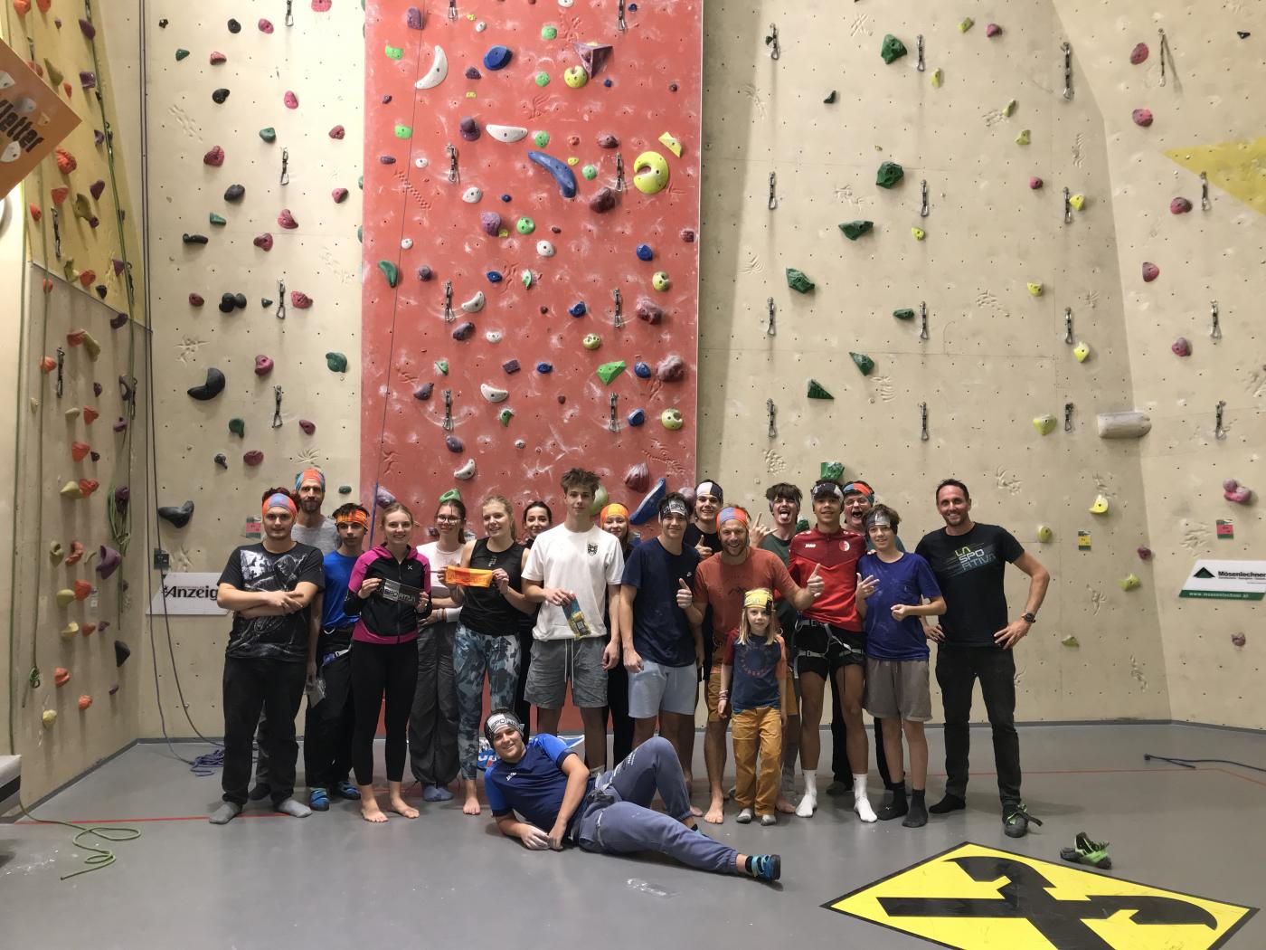 Lasportiva und anschließend in der Kletterhalle