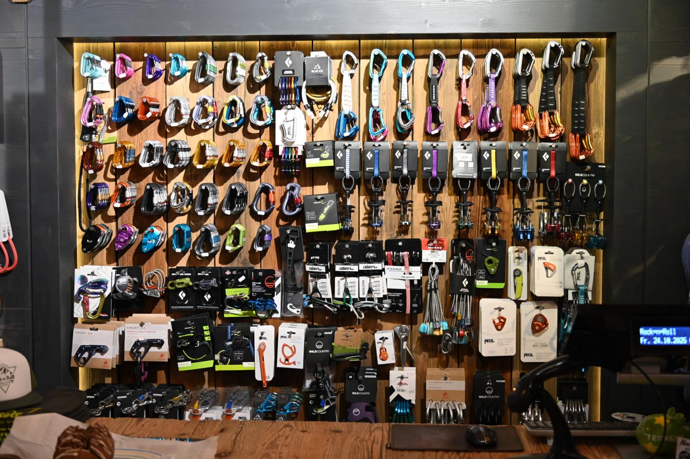 Rock'n' Roll Mountain Store Rock'n' Roll Mountain Store