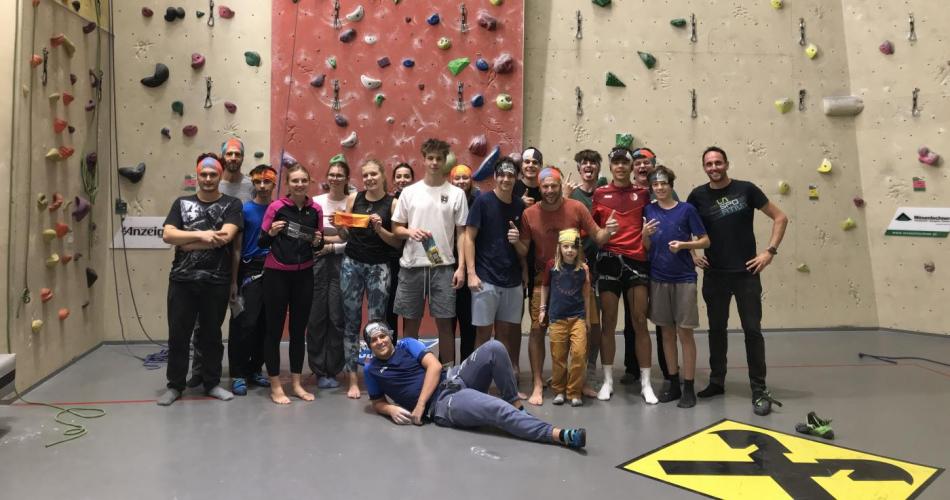 Lasportiva und anschließend in der Kletterhalle