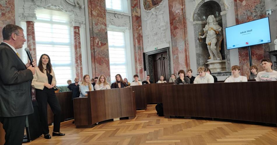 EPAS-Vernetzungstreffen im Innsbrucker Landhaus: Europa hautnah erleben 