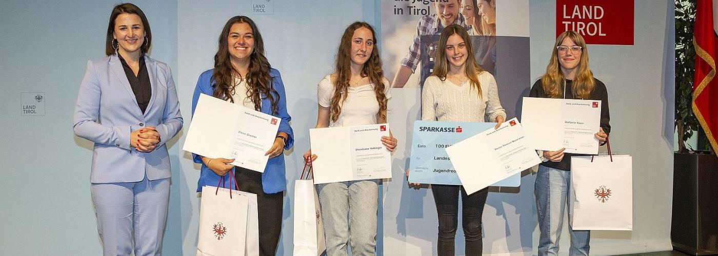 Landessiegerin Werkstätige Jugend/Berufsschulen Denise Viktoria Wurzrainer