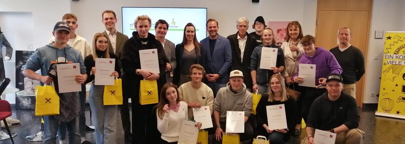Alle Teilnehmer mit Jury