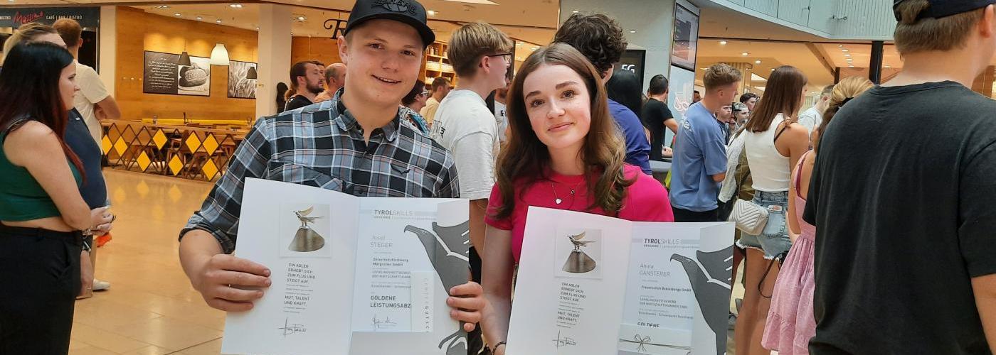Anina und Josef mit dem Goldenen Leistungsabzeichen
